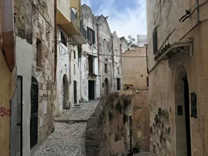 Images Dated 18th August 2016: Ancient Street In The Old Town Of Matera (Sassi di Matera), Basilicata, Southern Italy