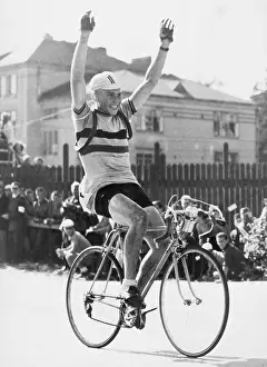 Bicycling Prints: Andre Noyelle Winning