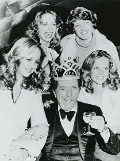 Andy Williams with Miss World Contestants