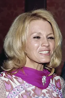 Angie Dickinson Attends Television Broadcasters Awards
