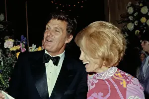 Huty33554 Prints: Angie Dickinson And Robert Stack