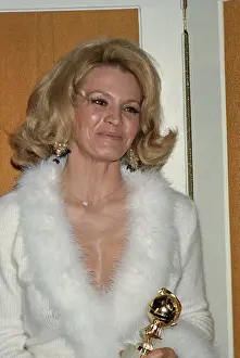 Huty33554 Prints: Angie Dickinson Wins - 32nd Golden Globe Awards