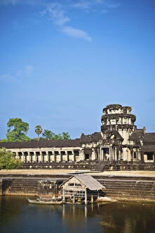 Images Dated 24th February 2012: Angkor Wat
