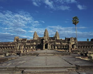 Images Dated 14th December 2009: Angkor Wat