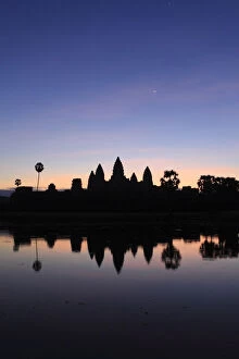 Images Dated 9th December 2015: Angkor Wat temple at sunrise
