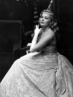 Pers Prints: Anita Ekberg