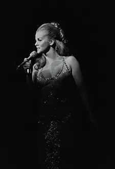 Huty35238 Prints: Ann-Margaret in Vegas