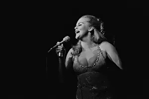 Huty35238 Prints: Ann-Margaret in Vegas