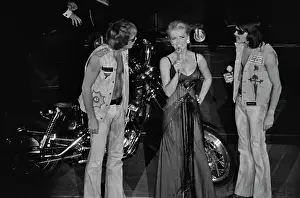 ann-margret-las-vegas-41365487