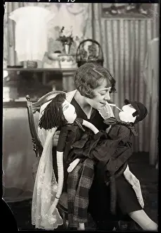 Novelty Item Prints: Anna Held with Dolls in a Novelty Shop