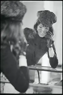 Anna Moffo Shopping