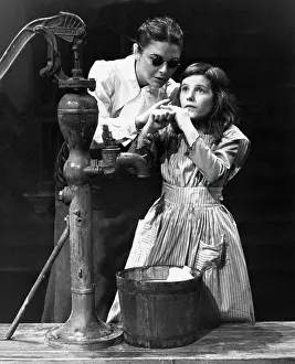Water Pump Prints: Anne Bancroft and Patty Duke in The Miracle Worker