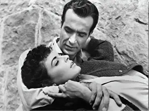 Lac0036 Prints: Anne Bancroft And Ricardo Montalban In A Life In The Balance
