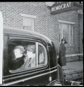 Flemington Prints: Anne Lindbergh Traveling with State Police's Wife