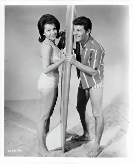 Lac0041 Prints: Annette Funicello And Frankie Avalon In Bikini Beach