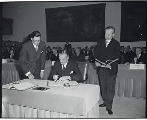 Bonn Prints: Anthony Eden Signing a Treaty