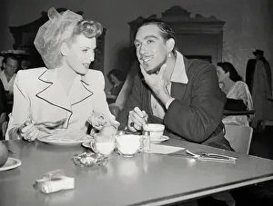 Lunch Prints: Anthony Quinn and Maureen O'Hara Lunching