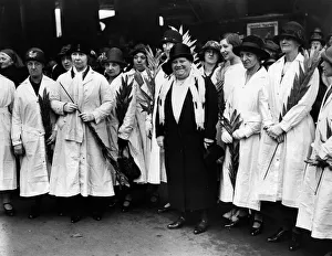 Historical Central Press Art Prints Gallery: Anti-Strike Women