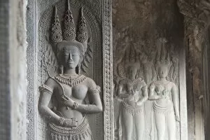 Images Dated 5th October 2016: Apsara angle on the wall of Angkor wat, Siem reap, Cambodia