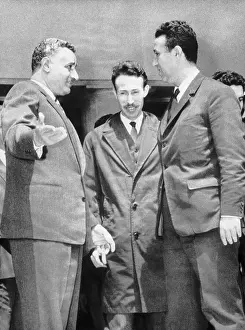 Algiers Prints: Arab Leaders Meeting