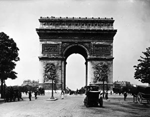 Arc De Triomphe