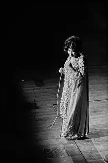 Huty25952 Prints: Aretha Franklin with The Sweet Inspirations, Live at The Philharmonic Hall