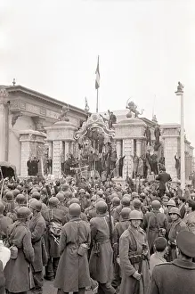 Shah Prints: Armed Demonstrators Outside Royal Palace