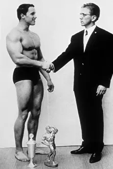 94174688asch Prints: Arnold Schwarzenegger