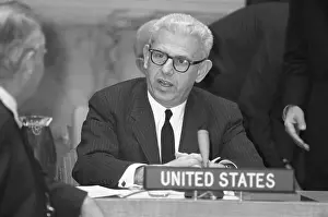 Arthur Goldberg Talks Prior to Security Council Session