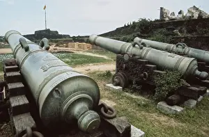Huty27248 Prints: ARVN Cannons, Vietnam War