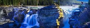 Images Dated 17th January 2008: Athabasca Falls, Jasper National Park, Alberta, Canada