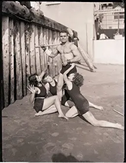 Sledgehammer Prints: Athlete Admired By Beach Beauties