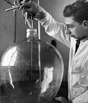 Roles And Occupatio Prints: Atomic Research
