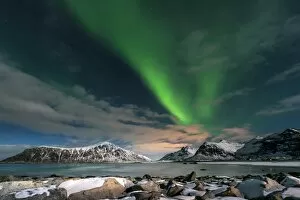 Images Dated 20th March 2016: Aurora borealis over Skagsanden beach