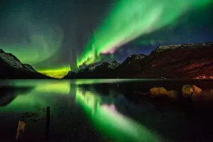 Images Dated 6th October 2015: aurora in the fjord
