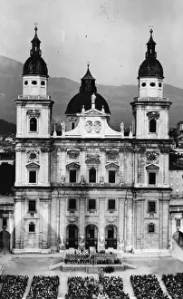 Feature Europe T Prints: Austrian Palace