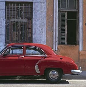 Cuba Gallery: automobile, car, cuba, day, havana, nobody, old-fashioned, outdoor, parked, retro