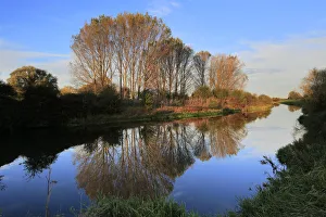 Dave Porter's UK, European and World Landscapes Gallery: Autumn colours, River Welland, Peakirk village