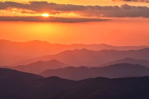Images Dated 30th October 2016: Autumn sunset from Clingmans Dome, Appalachian Mountains, Great Smoky Mountains National Park