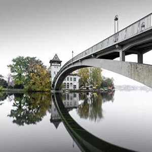 Ronny Behnert Collection: Autumn in Treptower Park at the Abbey Bridge to the Island of Youth, Berlin, Germany