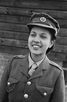 Huty31595 Prints: Auxiliary Territorial Service, 1943