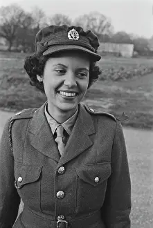 Huty31595 Prints: Auxiliary Territorial Service, 1943