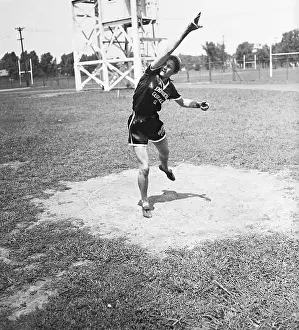 Evanston Prints: Babe Didrikson Throwing The Discus