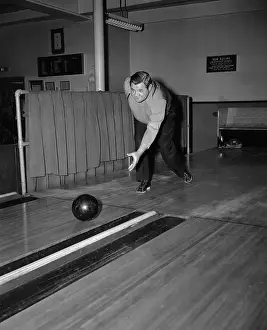 Babe Ruth Bowling at West End Alleys