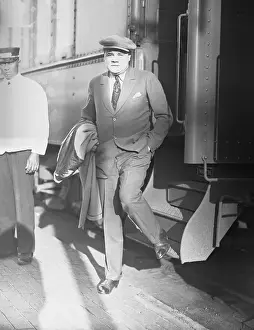 Petersburg Prints: Babe Ruth Disembarking Train