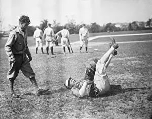 Petersburg Prints: Babe Ruth Playing with Saint Bernard