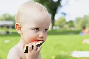 Images Dated 4th August 2014: Baby, 12-14 months, eating watermelon