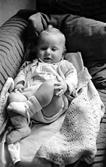 M Juv Ages Under 1 Boys Prints: Baby On Settee