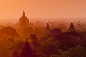 Myanmar Culture Gallery: Bagan in morning