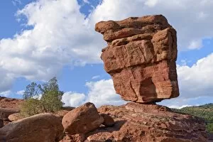 Images Dated 19th September 2011: Balanced Rock, Garden of the Gods, red sandstone rocks, Colorado Springs, Colorado, USA